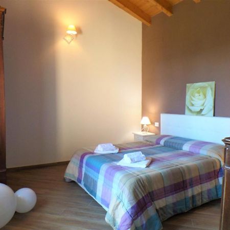 La Briciola Villa Lesa Eksteriør billede