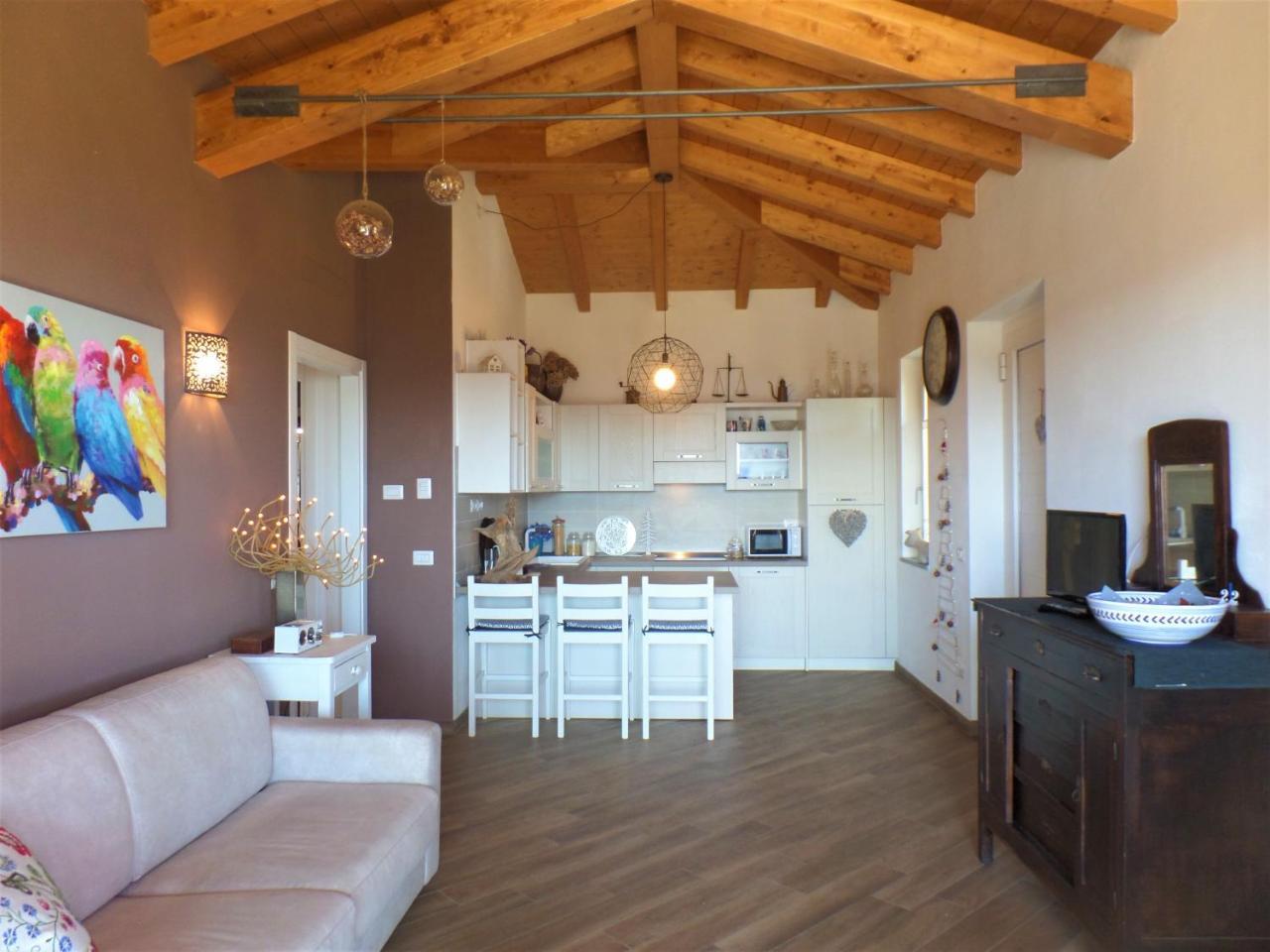 La Briciola Villa Lesa Eksteriør billede