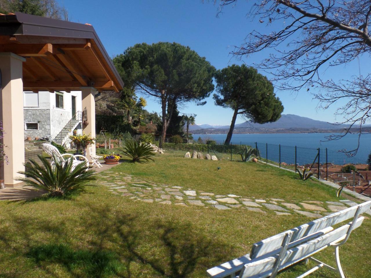 La Briciola Villa Lesa Eksteriør billede
